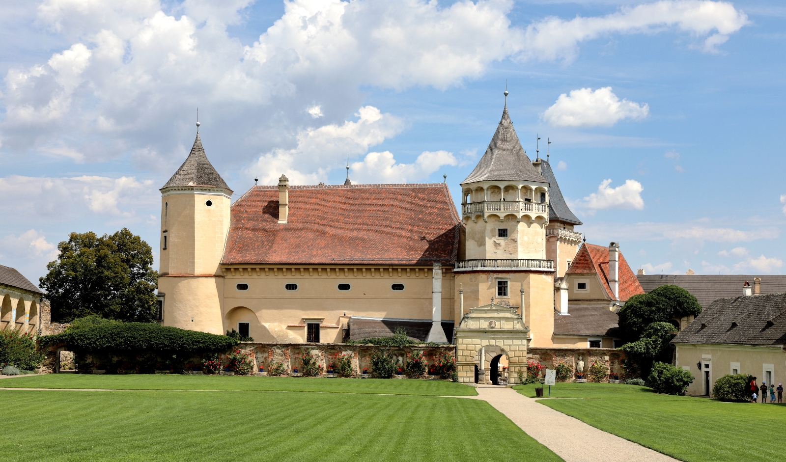 Es liegt ein Schloss in Österreich Lanz Ernst User im AustriaForum